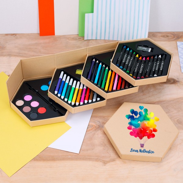 Malkasten mit vielen Stiften, bedruckt mit Wunschtext im watercolor Stil